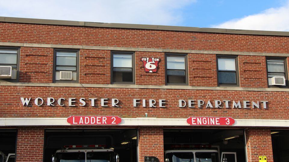 Mass. firefighters union blames city leaders for decline in morale, working conditions and safety - Vimarsana News
