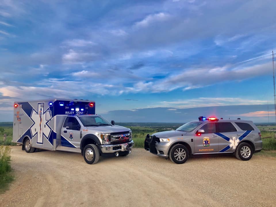 Kan. county EMS highlights community paramedicine team during increase in calls - Vimarsana News